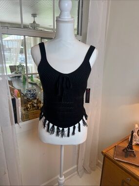 No Boundaries Black Crocheted Tie-Front Fringe Tank Top size small. NWT!